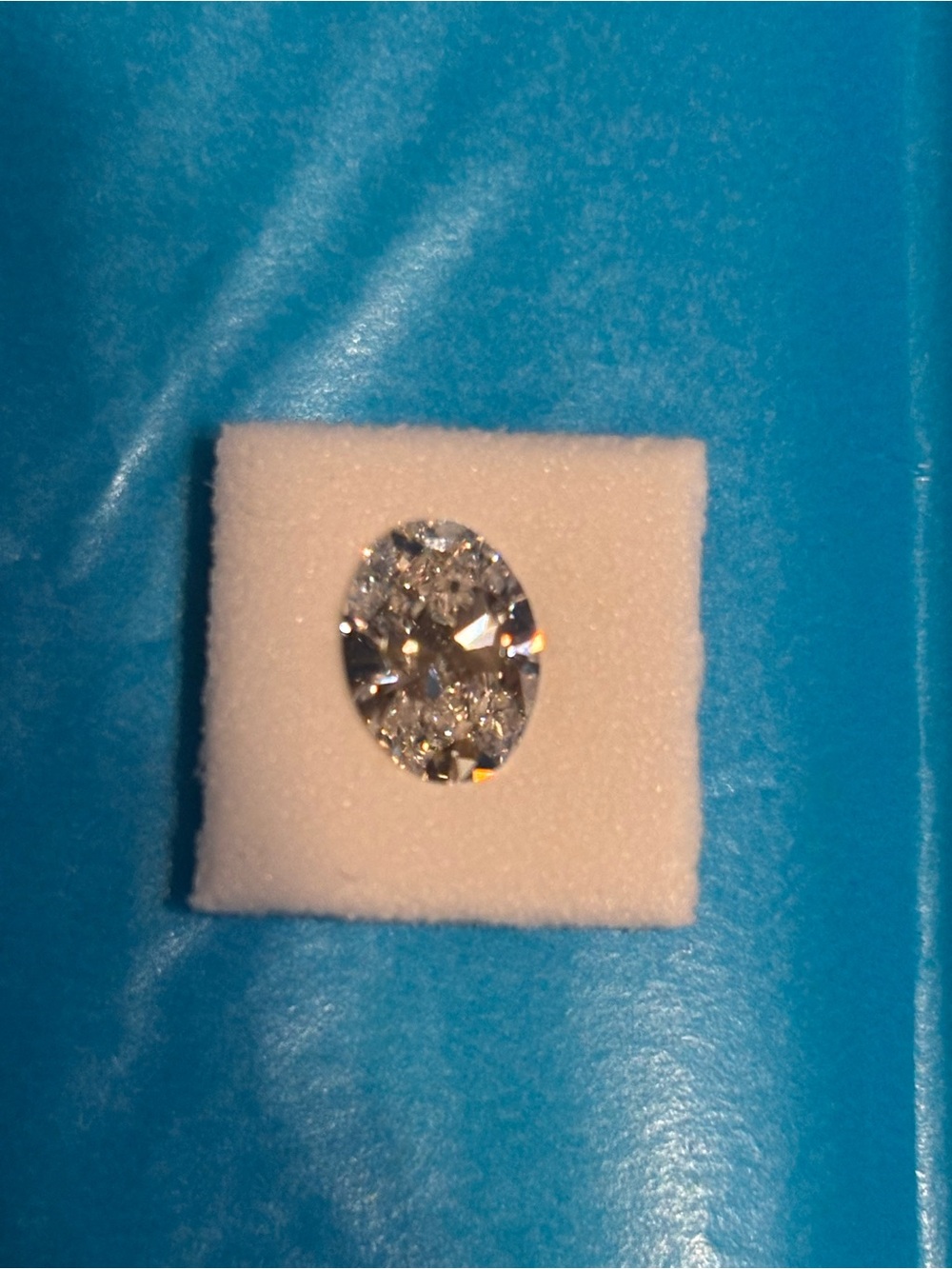 1.56 ct IGI Certified Oval Brilliant loose diamond